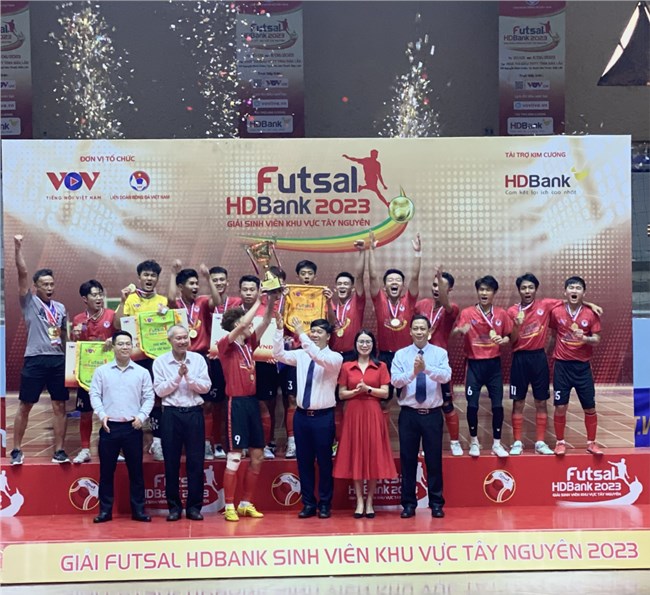 Đại học Đà Lạt đoạt ngôi địch Giải Futsal HDBank sinh viên khu vực Tây Nguyên năm 2023 (11/6/2023)